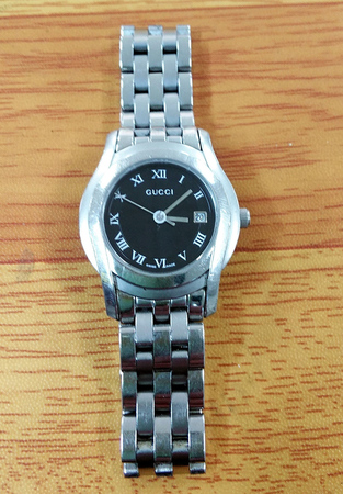 グッチ電池交換2.jpg