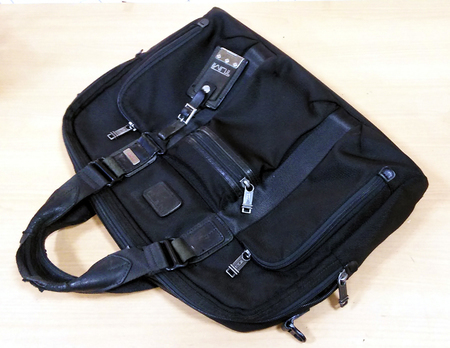 トゥミTUMIの鞄の持ち手の修理.jpg