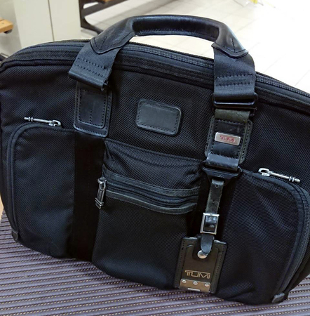 トゥミTUMIの鞄の持ち手の修理5.jpg